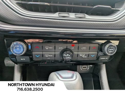Used 2026 Jeep Compass Limited AWD/4WD image 17