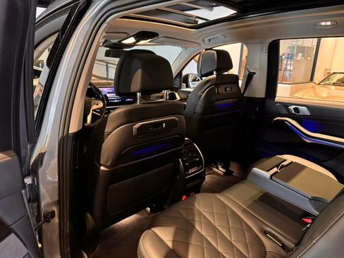 Used 2024 BMW X7 xDrive40i w/ Premium Package image 20