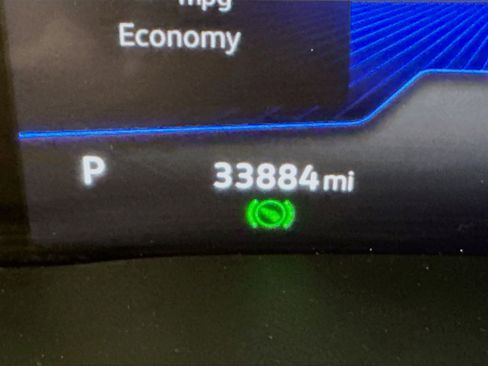 Used 2022 Volkswagen Atlas Cross Sport SE image 19