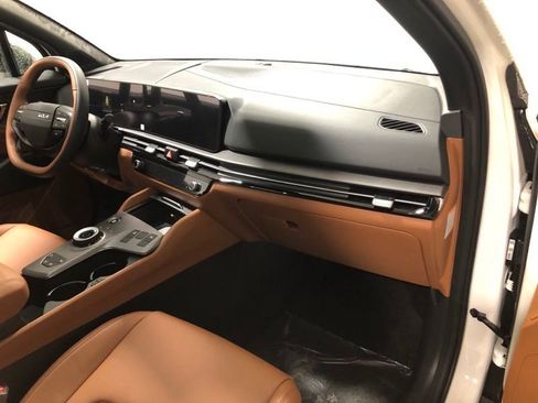 New 2026 Kia Sportage X-Line image 14