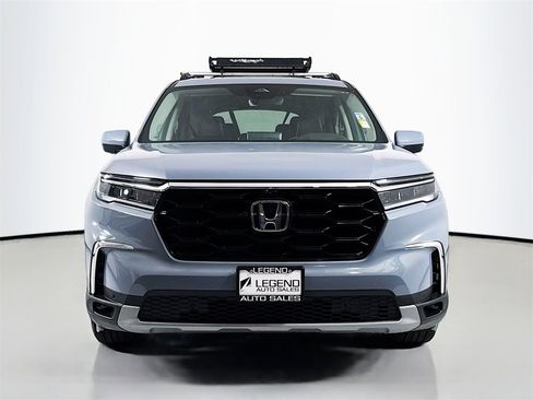 Used 2023 Honda Pilot Elite image 3