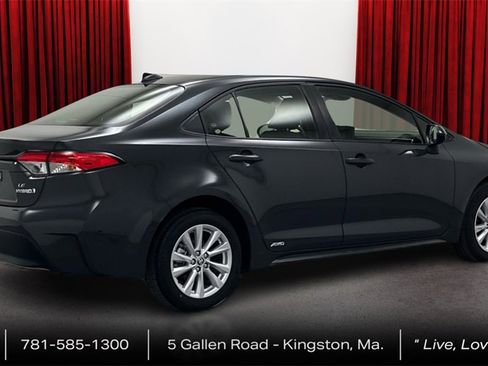 Certified 2024 Toyota Corolla LE w/ LE Convenience Package image 5