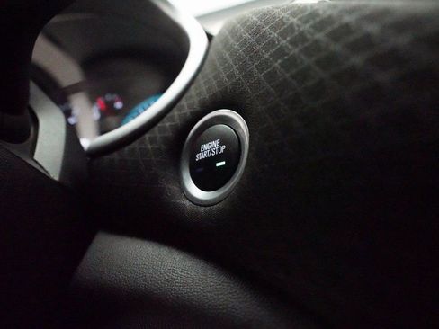 Used 2024 Chevrolet Malibu LT image 30