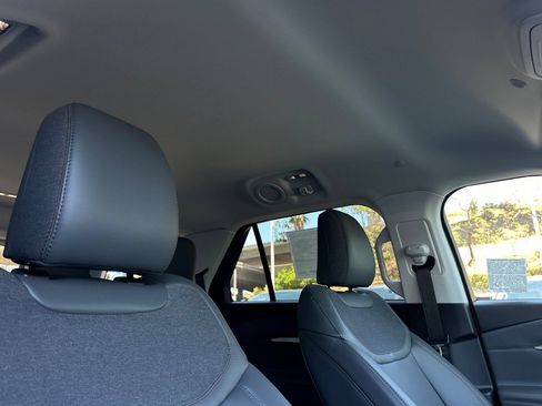 New 2026 Ford Explorer Active w/ Active Comfort Package RWD image 17