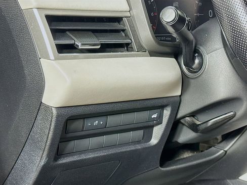 Used 2022 Mitsubishi Outlander SEL AWD/4WD image 12