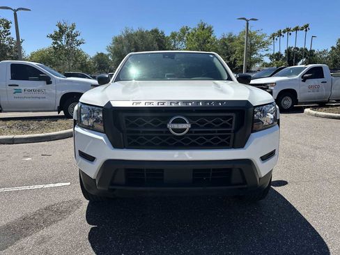 Used 2024 Nissan Frontier S RWD image 9