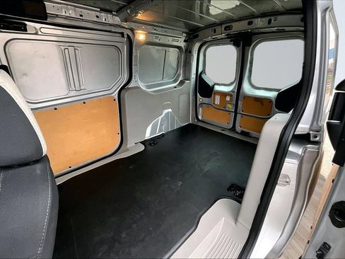 Used 2023 Ford Transit Connect XLT FWD image 23