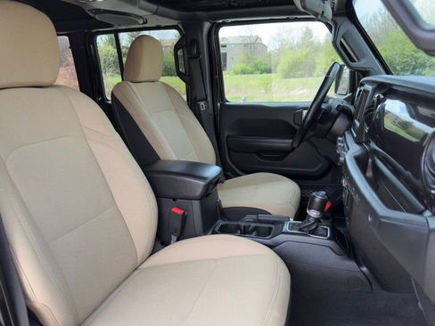 Used 2020 Jeep Wrangler Unlimited Sport AWD/4WD image 20
