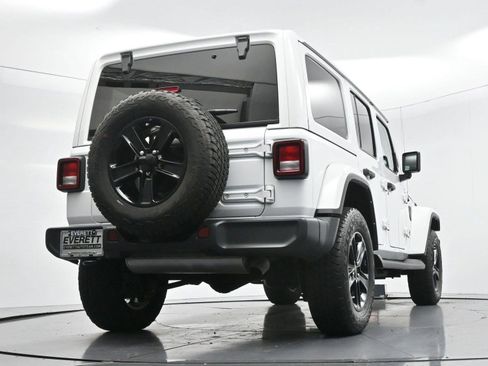 Used 2023 Jeep Wrangler Unlimited Sahara AWD/4WD image 52