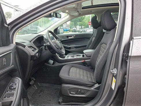 Certified 2023 Ford Edge SEL w/ Convenience Package AWD/4WD image 3