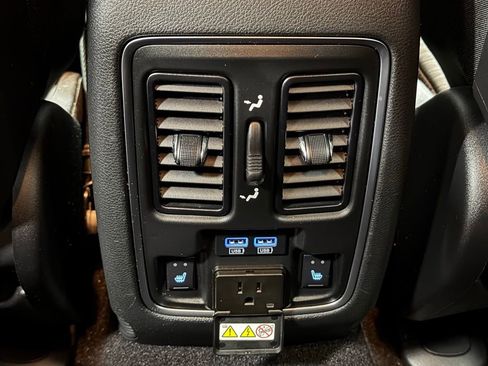 Used 2019 Dodge Durango Citadel w/ Technology Group image 28