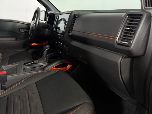 Used 2024 Nissan Frontier PRO-4X w/ Pro Convenience Package image 31