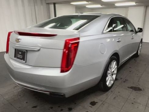Certified 2017 Cadillac XTS Luxury image 8