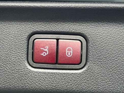 New 2026 Mercedes-Benz S 500 4MATIC image 25