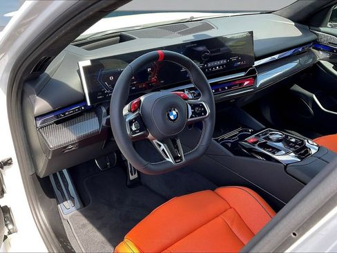 New 2027 BMW M5 Touring AWD/4WD image 17