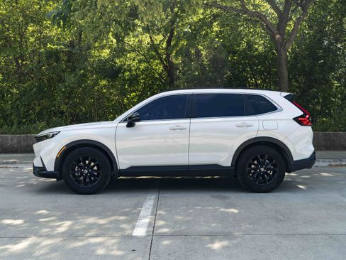 Used 2025 Honda CR-V Sport image 6