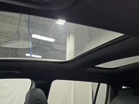 New 2026 Mercedes-Benz GLB 250 4MATIC image 16