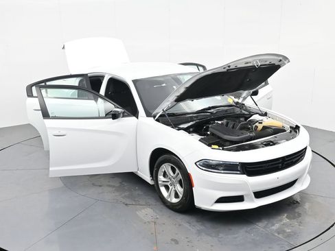 Used 2023 Dodge Charger SXT image 39