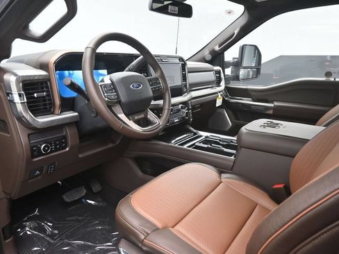 New 2026 Ford F250 King Ranch w/ Chrome Package AWD/4WD image 19