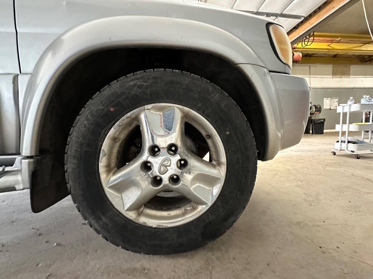 Used 2002 INFINITI QX4 4WD w/ (X03) Heated Seats Pkg image 17