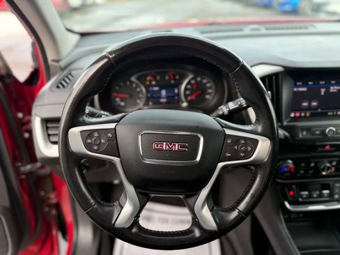 Used 2021 GMC Terrain SLE w/ Driver Convenience Package image 29