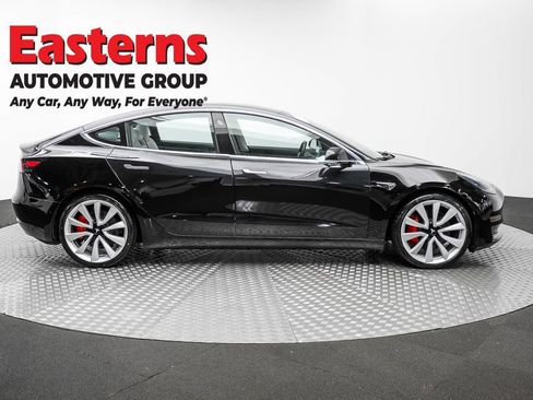 Used 2018 Tesla Model 3 Long Range AWD/4WD image 4