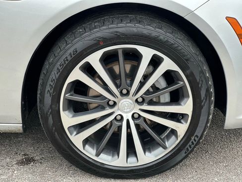 Used 2018 Buick Regal Essence image 26