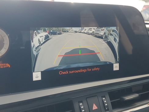 Used 2023 Lexus ES 350 w/ Premium Package image 27