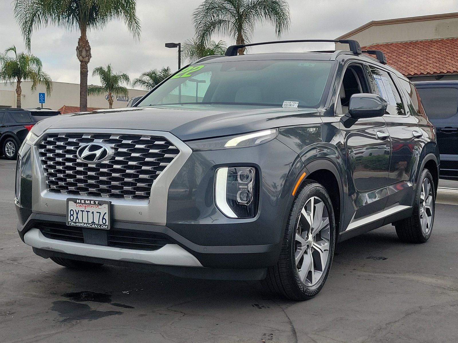 Used 2022 Hyundai Palisade SEL w/ Premium Package FWD image 5