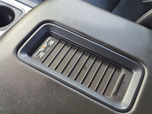 Used 2017 GMC Sierra 1500 SLT w/ SLT Premium Package image 24