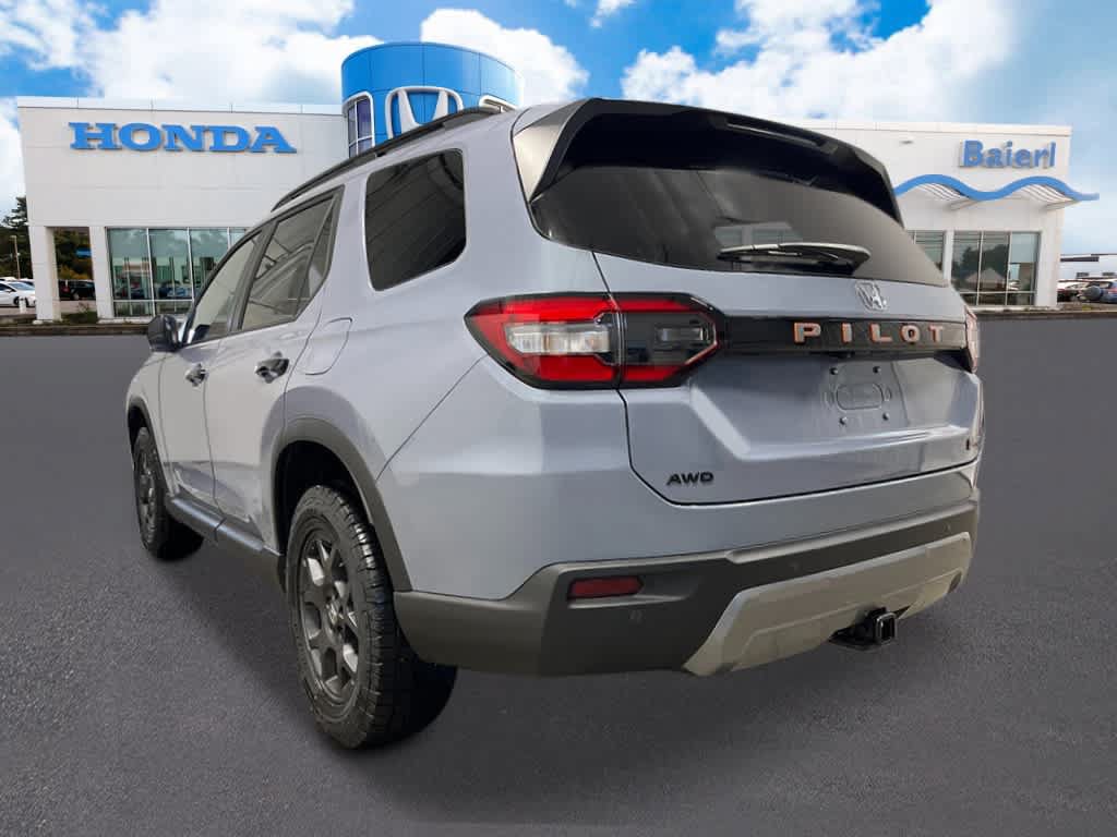 New 2026 Honda Pilot TrailSport image 3