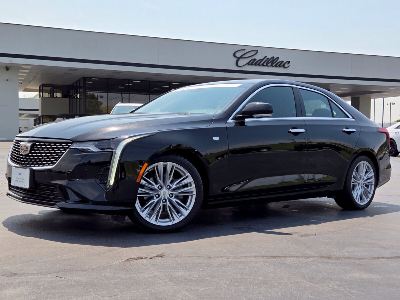 Used 2026 Cadillac CT4 Premium Luxury RWD image 1