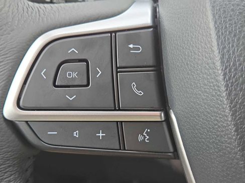 New 2026 Toyota Sienna XLE FWD image 23