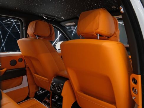 Used 2024 Rolls-Royce Cullinan AWD/4WD image 56