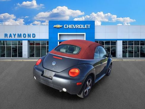 Used 2005 Volkswagen Beetle GLS FWD image 3