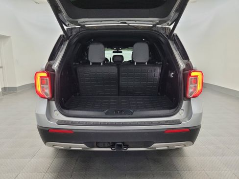 Used 2020 Ford Explorer XLT w/ Equipment Group 202A image 29