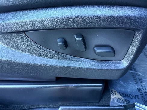 Used 2016 GMC Sierra 1500 SLT w/ Suspension Package, Off-Road image 17