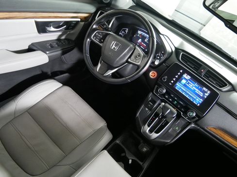 Used 2017 Honda CR-V Touring image 9