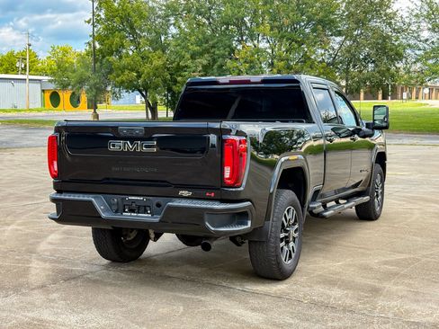 Used 2022 GMC Sierra 2500 AT4 w/ Snow Plow Prep/Camper Package AWD/4WD image 9