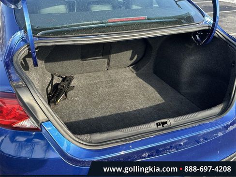 Used 2015 Chrysler 200 S w/ Navigation & Sound Group I image 9