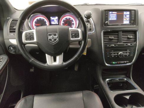 Used 2020 Dodge Grand Caravan GT image 22