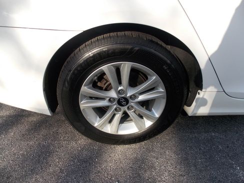 Used 2011 Hyundai Sonata GLS w/ Popular Equipment Pkg 2 image 22