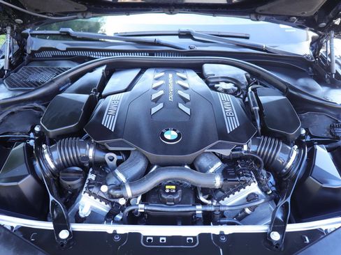 Used 2022 BMW M850i Gran Coupe xDrive AWD/4WD image 36
