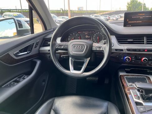 Used 2019 Audi Q7 2.0T Premium w/ Convenience Package AWD/4WD image 18