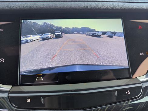 Used 2023 Cadillac XT6 Premium Luxury image 23