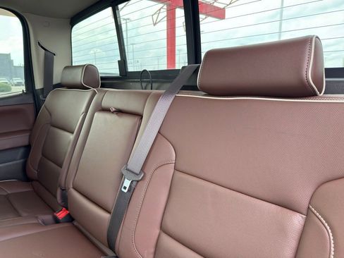 Used 2018 Chevrolet Silverado 1500 High Country image 28