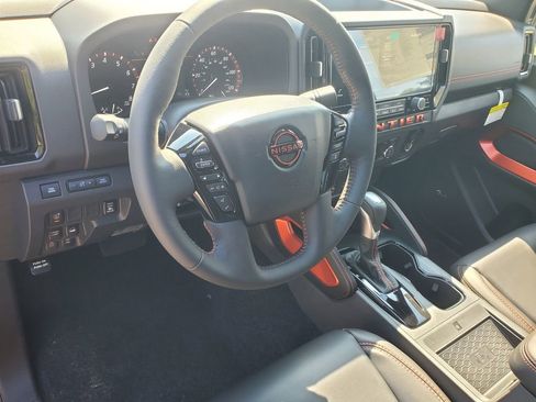 New 2025 Nissan Frontier PRO-4X w/ Pro Premium Package image 19