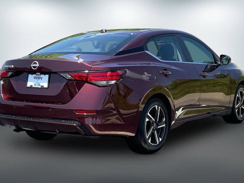 Used 2025 Nissan Sentra SV FWD image 12
