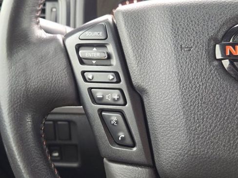 Used 2021 Nissan Titan PRO-4X w/ Pro-4x Convenience Package AWD/4WD image 31