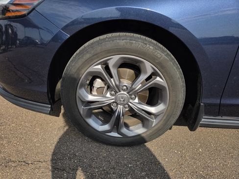 Used 2024 Honda Accord EX image 10